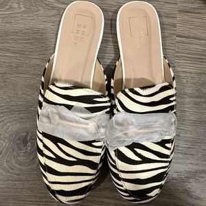 Brand new without the box zebra shirt shop mules